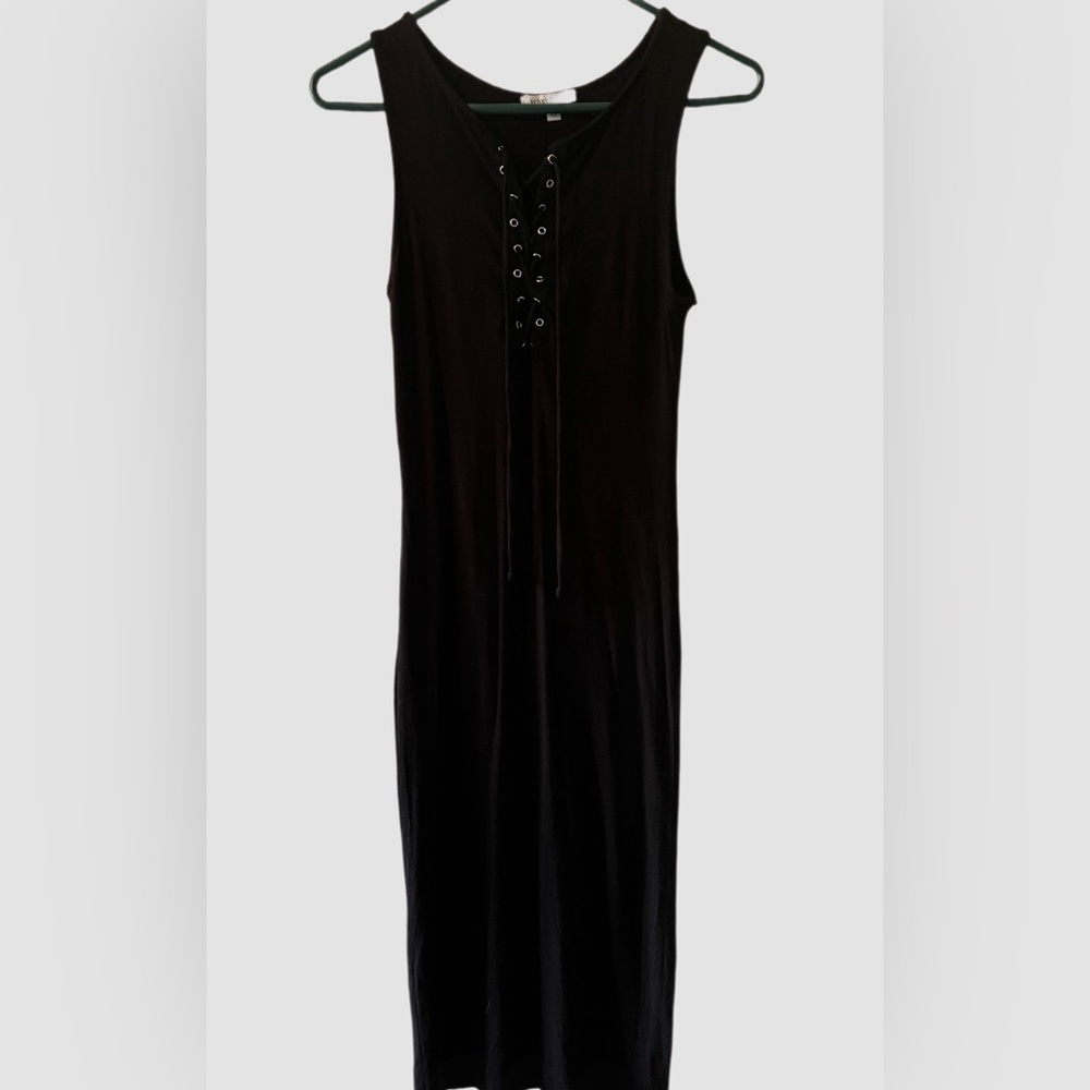 Velvet Torch Black Lace-Up Midi Dress